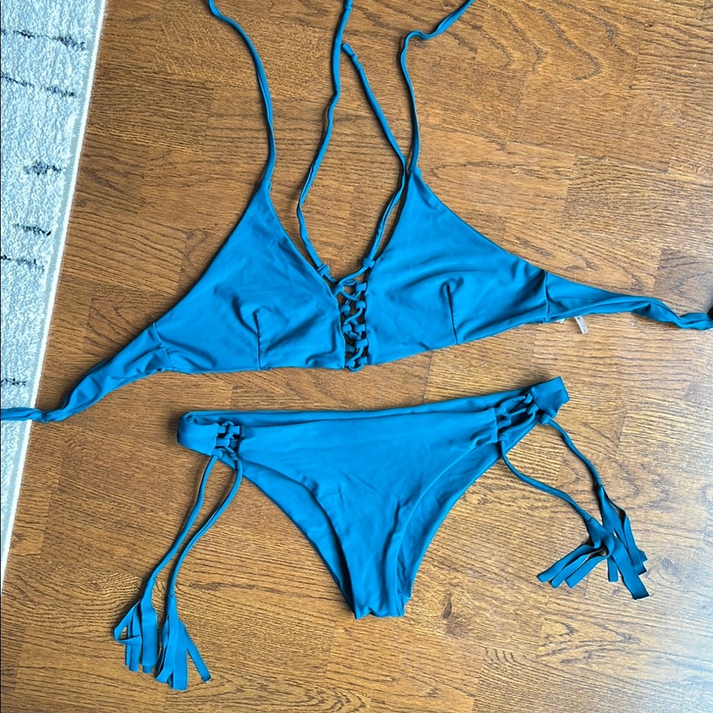 Cupshe Lace-Up Bikini Set